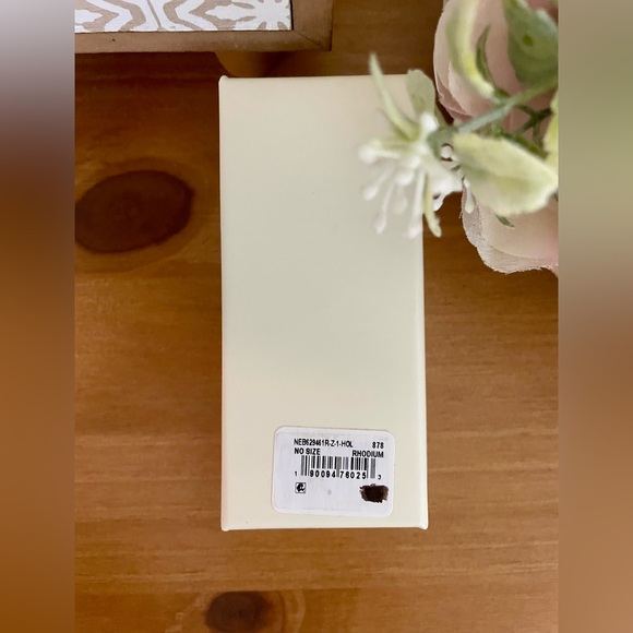 Nicola Parisi Cubic Zirconia Stud Earrings Silver Gift Box Nordstrom 5 Pairs - Picture 4 of 5